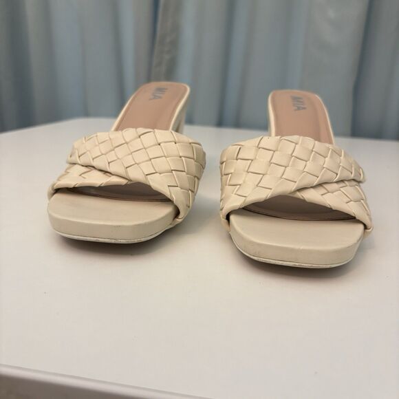 Womens Sandals Ivory Block Heel 9 M Slides Mia Minnar Laceless Chuncky - Picture 3 of 8